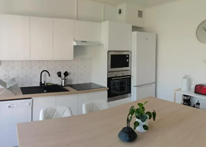 Dom wakacyjny Belle Maison 12p 6 Couchages Centre Avec Jardin Tours